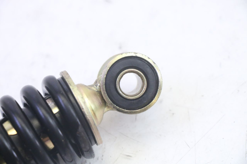 photo de AMORTYZATOR TYLNY TNT MOTOR ROMA 10' 4T 50 (2019 - 2022) - Zbliżenie techniczne