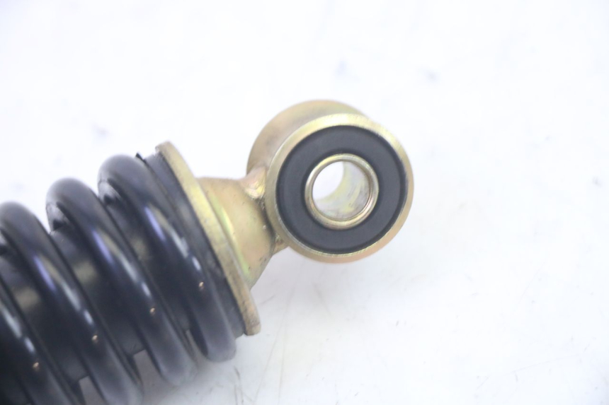 photo de Tylne amortyzatory JM MOTORS SANTANA EVO 50 (2024 - 2026) - Zbliżenie techniczne