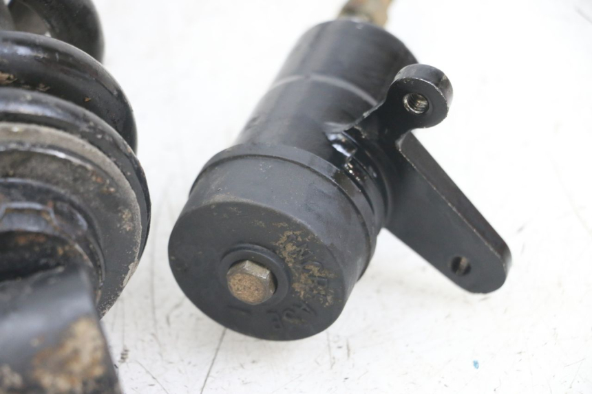 photo de Tylne amortyzatory TRIUMPH SPEED TRIPLE T301 900 (1994 - 1996) - Część sprawdzona