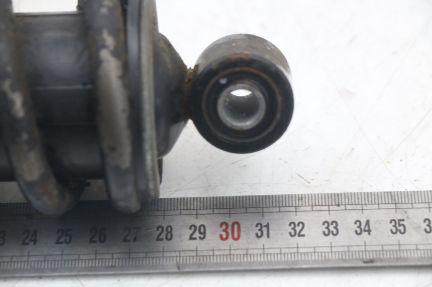 photo de AMORTYZATOR TYLNY SUZUKI GS F 500 (2004 - 2007) - Inny kąt widzenia