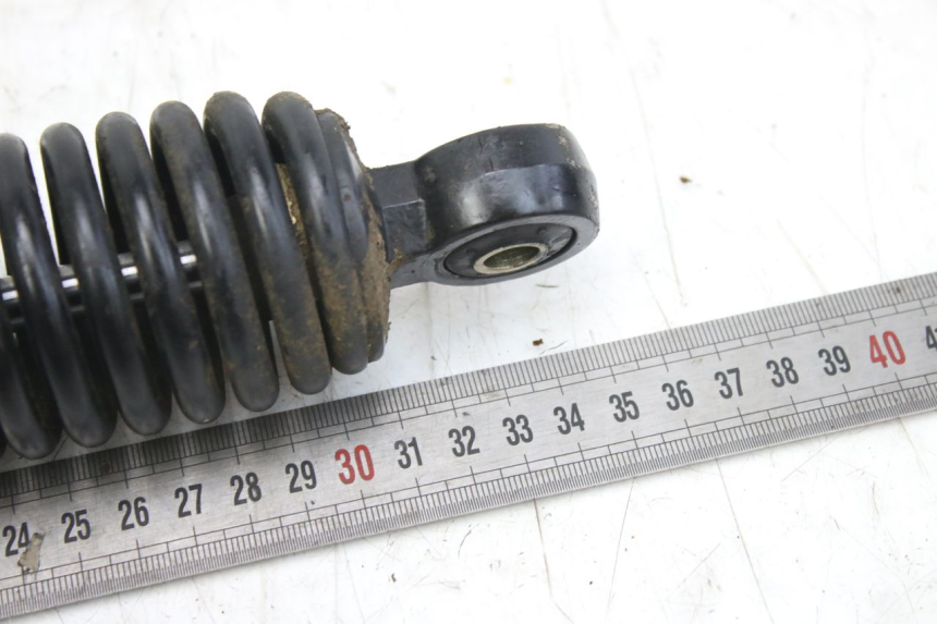 photo de Tylne amortyzatory PEUGEOT TWEET 4T 50 (2010 - 2014) - Zbliżenie techniczne