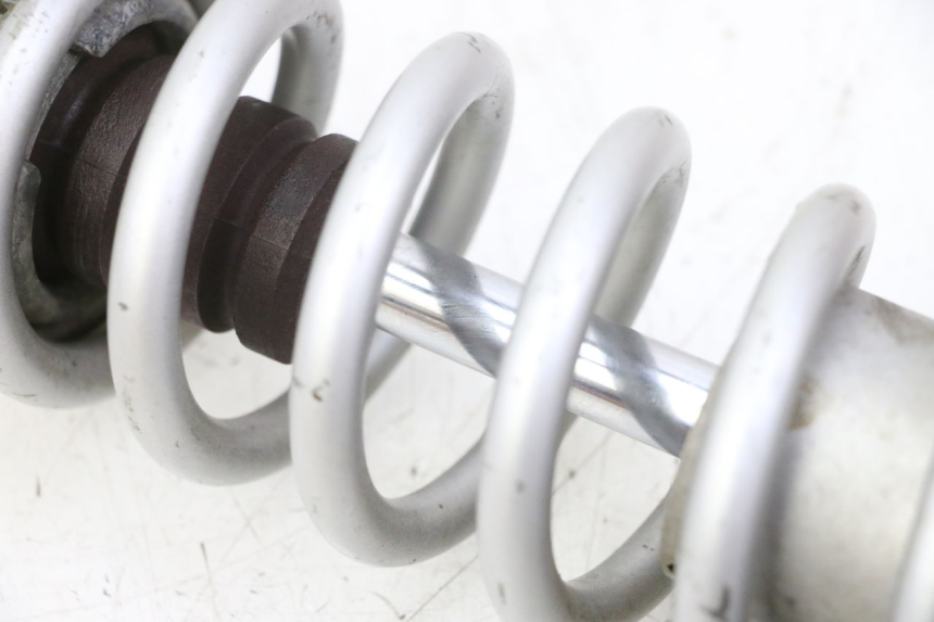 photo de Tylne amortyzatory YAMAHA YZ 85 (2002 - 2018) - Zbliżenie techniczne