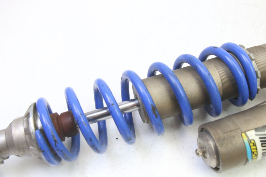 photo de Tylne amortyzatory YAMAHA YZF YZ-F 450 (2014 - 2016) - Zbliżenie techniczne