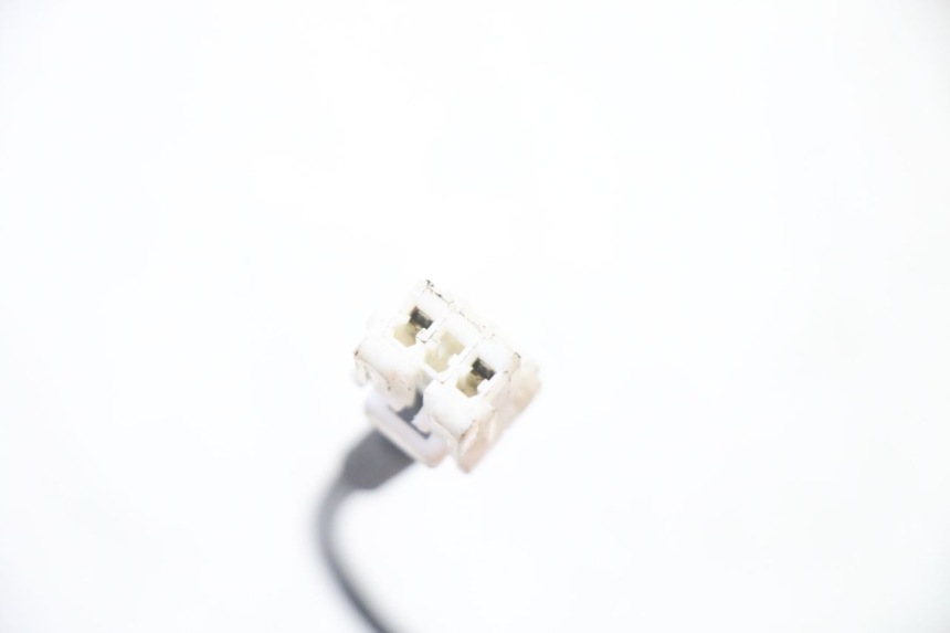 photo de ANTENA TRANSPONDERA PEUGEOT ELYSEO 125 (1999 - 2004) - Inny kąt widzenia