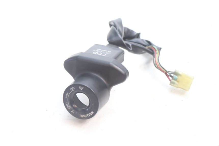 photo de ANTENA TRANSPONDERA YAMAHA FJR 1300 (2001 - 2005) - Widok główny