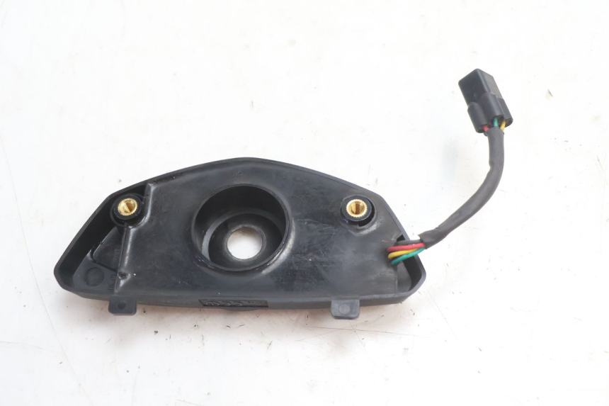 photo de ANTENA TRANSPONDERA SUZUKI GSR 600 (2005 - 2012) - Inny kąt widzenia
