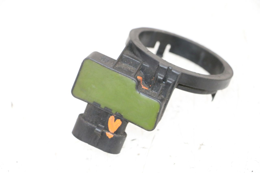 photo de ANTENA TRANSPONDERA PIAGGIO MP3 LT 400 (2007 - 2012) - Zbliżenie techniczne