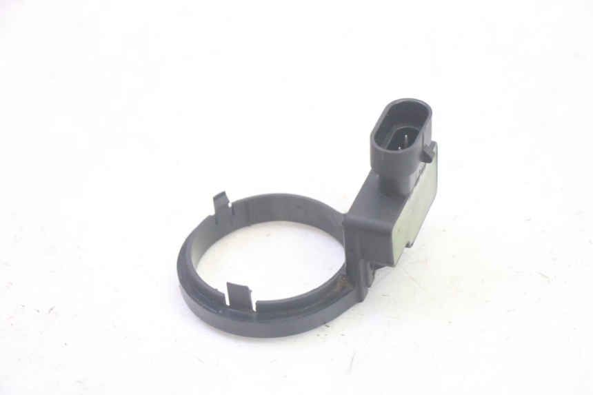 photo de ANTENA TRANSPONDERA PIAGGIO MP3 RL 250 (2006 - 2010) - Inny kąt widzenia