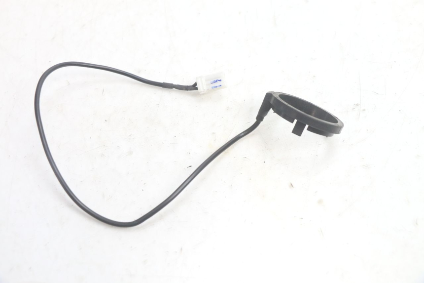 photo de ANTENA TRANSPONDERA PIAGGIO MP3 125 (2006 - 2014) - Widok główny