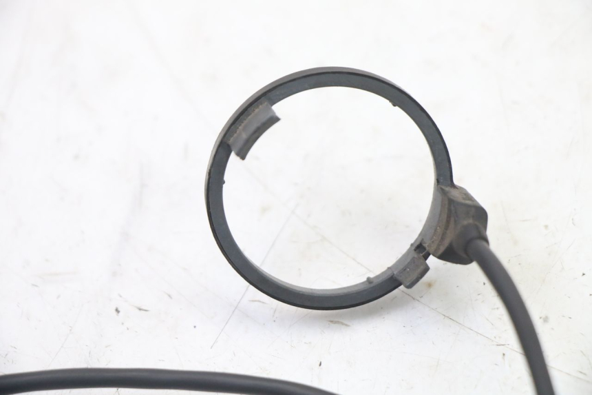 photo de ANTENA TRANSPONDERA PEUGEOT SATELIS COMPRESSOR K15 125 (2006 - 2009) - Zbliżenie techniczne