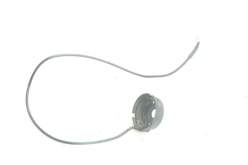 photo de ANTENA TRANSPONDERA PEUGEOT SATELIS 125 (2006 - 2009) - Inny kąt widzenia