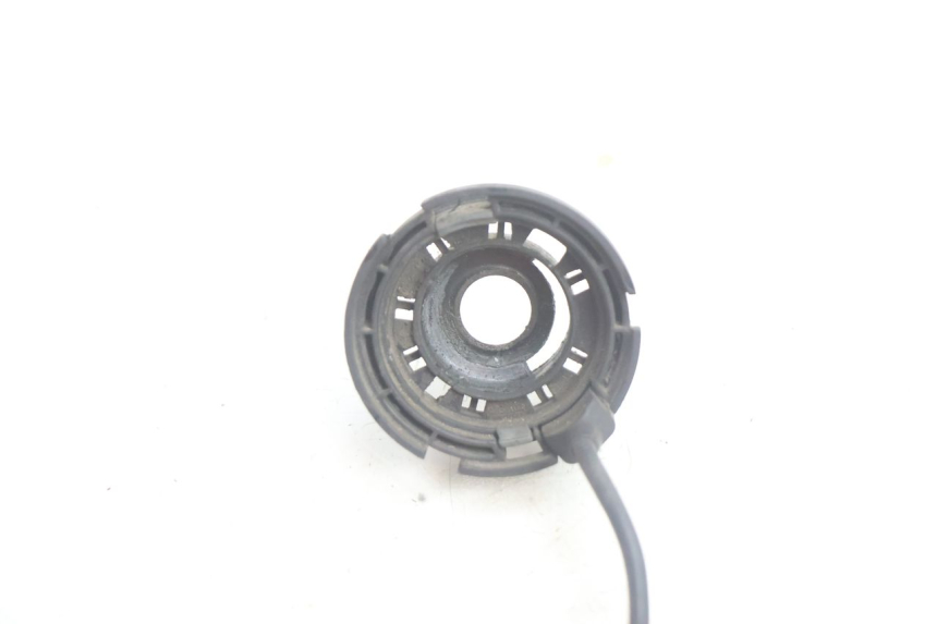 photo de ANTENA TRANSPONDERA PEUGEOT SATELIS 125 (2006 - 2009) - Zbliżenie techniczne