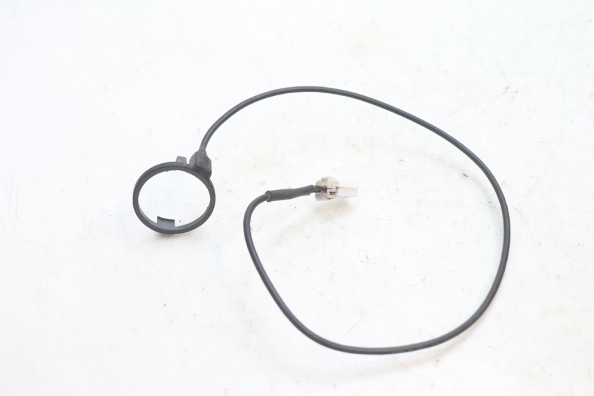 photo de ANTENA TRANSPONDERA PEUGEOT SPEEDFIGHT LC 50 (1996 - 2002) - Widok główny