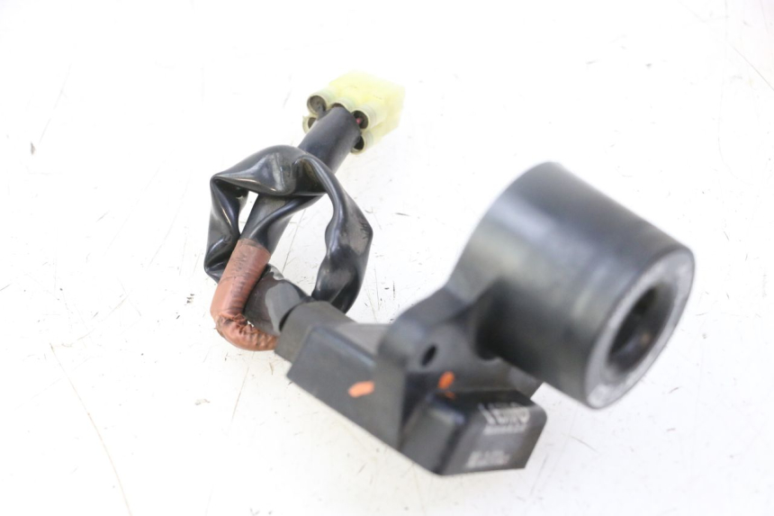 photo de ANTENA TRANSPONDERA YAMAHA X-MAX XMAX 125 (2010 - 2013) - Inny kąt widzenia