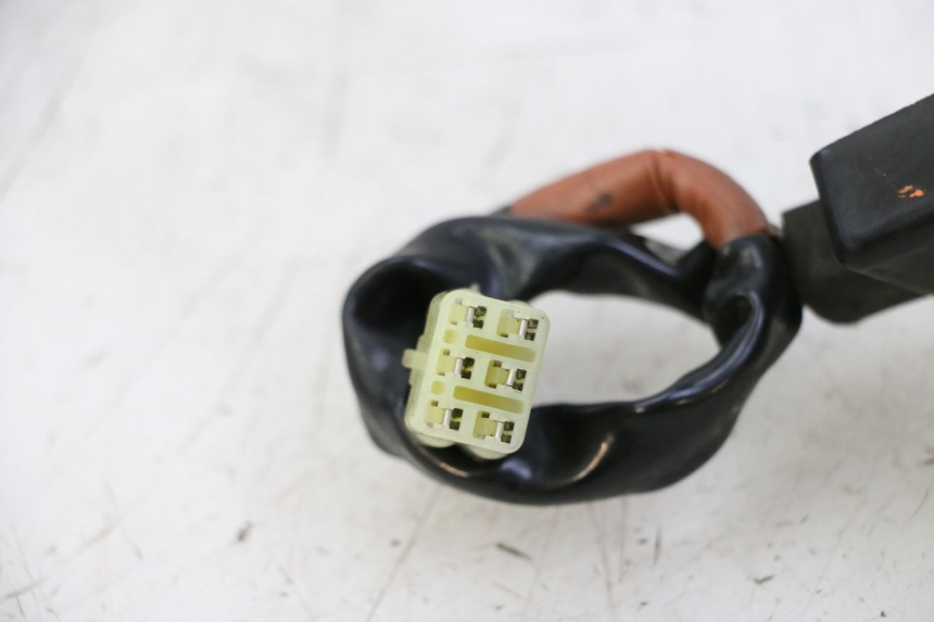 photo de ANTENA TRANSPONDERA YAMAHA X-MAX XMAX 125 (2010 - 2013) - Punkty mocowania