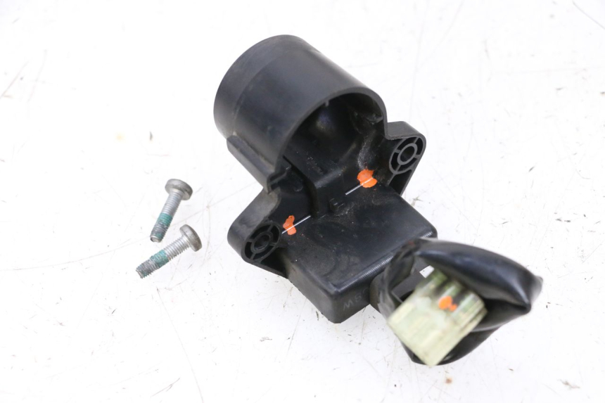 photo de ANTENA TRANSPONDERA YAMAHA XMAX X-MAX 125 (2006 - 2009) - Zoom stanu zużycia