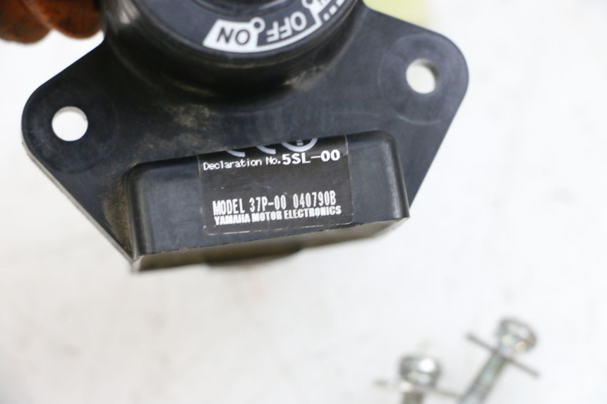 photo de ANTENA TRANSPONDERA YAMAHA X-MAX XMAX 125 (2010 - 2013) - Szczegół części