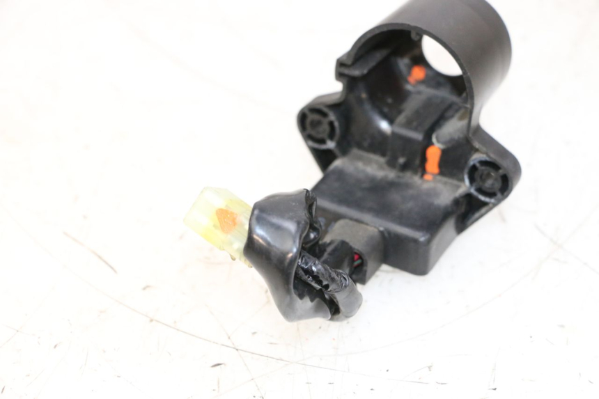 photo de ANTENA TRANSPONDERA YAMAHA XMAX X-MAX 125 (2006 - 2009) - Szczegół części