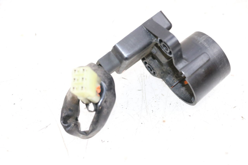 photo de ANTENA TRANSPONDERA YAMAHA XMAX X-MAX 125 (2006 - 2009) - Widok ogólny