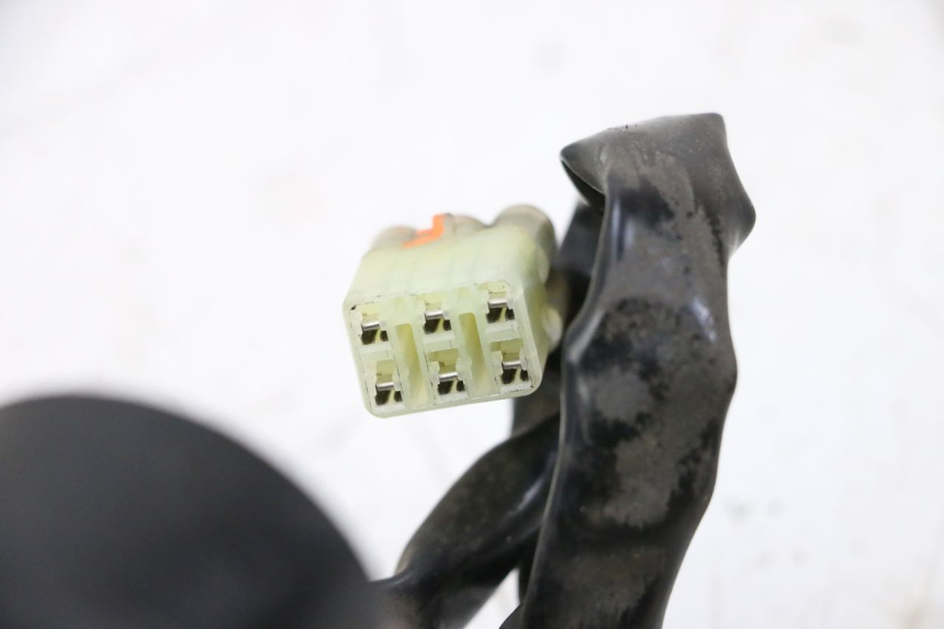 photo de ANTENA TRANSPONDERA YAMAHA XMAX X-MAX 125 (2006 - 2009) - Szczegół części