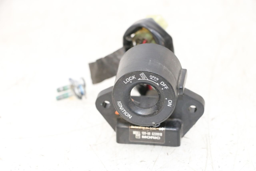 photo de ANTENA TRANSPONDERA YAMAHA XMAX X-MAX 125 (2006 - 2009) - Stan powierzchni