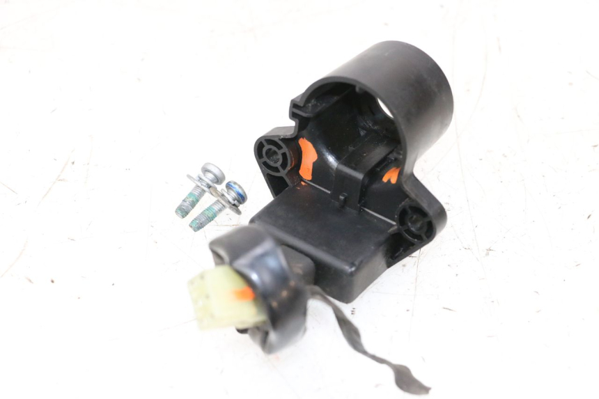 photo de ANTENA TRANSPONDERA YAMAHA XMAX X-MAX 125 (2006 - 2009) - Oznaczenia i referencje