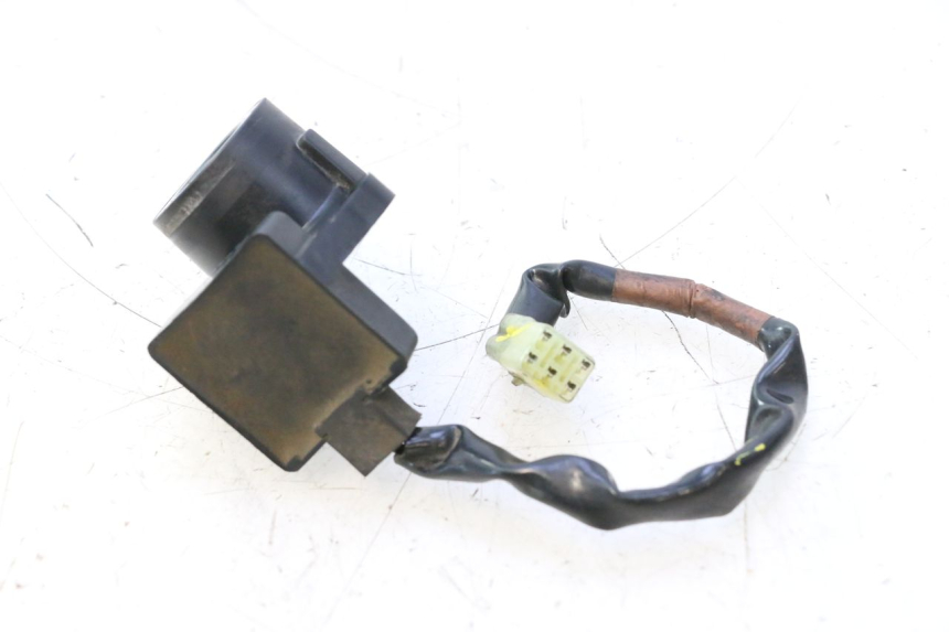 photo de ANTENA TRANSPONDERA YAMAHA X-MAX XMAX 125 (2010 - 2013) - Zoom stanu zużycia