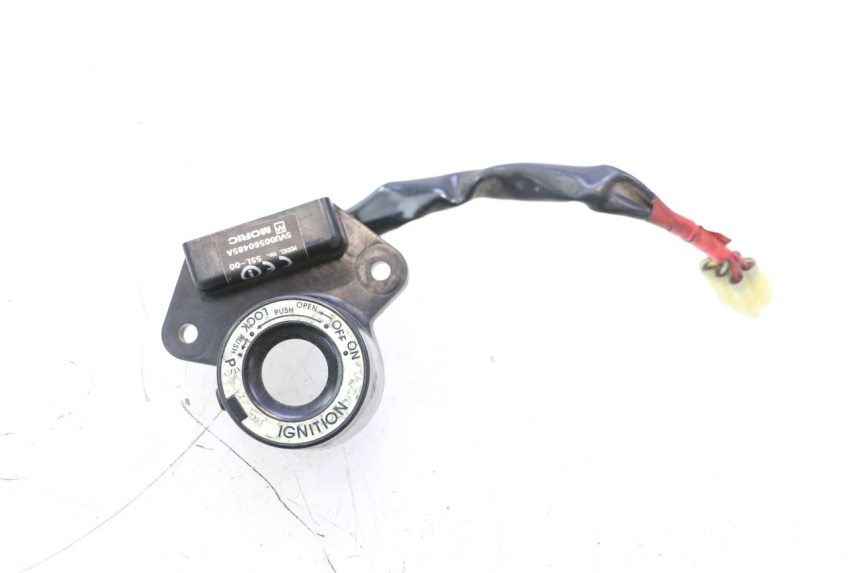 photo de ANTENA TRANSPONDERA YAMAHA XP T-MAX ABS 500 (2005 - 2005) - Widok główny