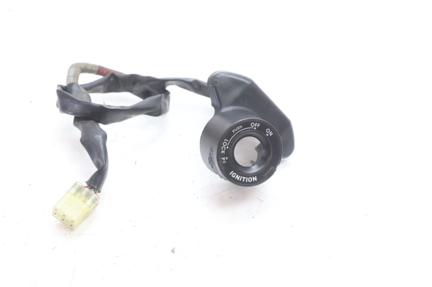 photo de ANTENA TRANSPONDER YAMAHA YZF R6 600 (2008 - 2009) - Szczegół części