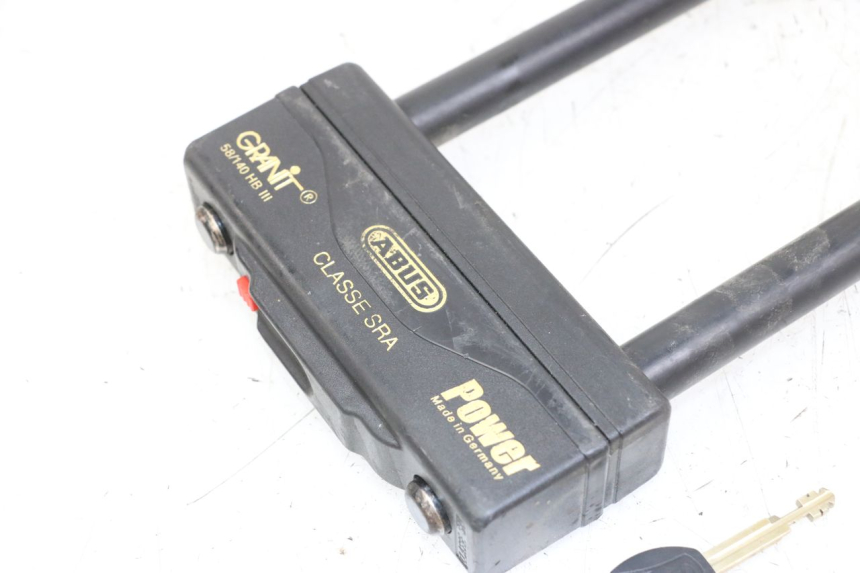 photo de ZABEZPIECZENIE PRZED KRADZIEŻĄ PIAGGIO NEW TYPHOON 50 (2010 - 2017) - Inny kąt widzenia