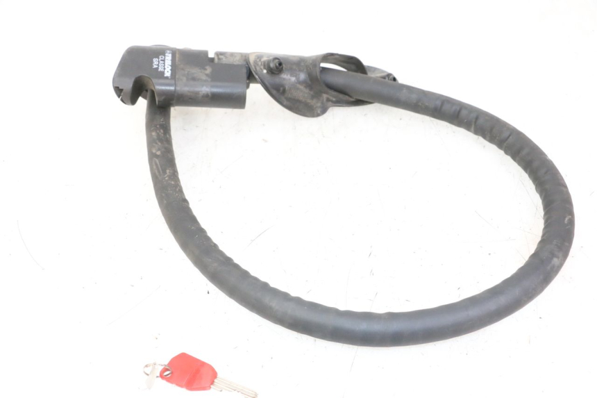 photo de ZABEZPIECZENIE PRZED KRADZIEŻĄ PEUGEOT SPEEDFIGHT 100 (1997 - 2007) - Zbliżenie techniczne