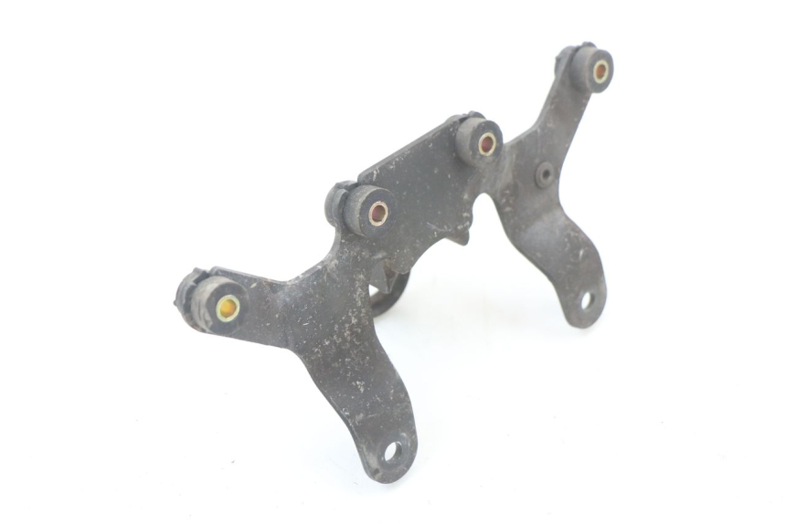 photo de stelaż licznika SUZUKI GN 125 (1997 - 2000) - Inny kąt widzenia