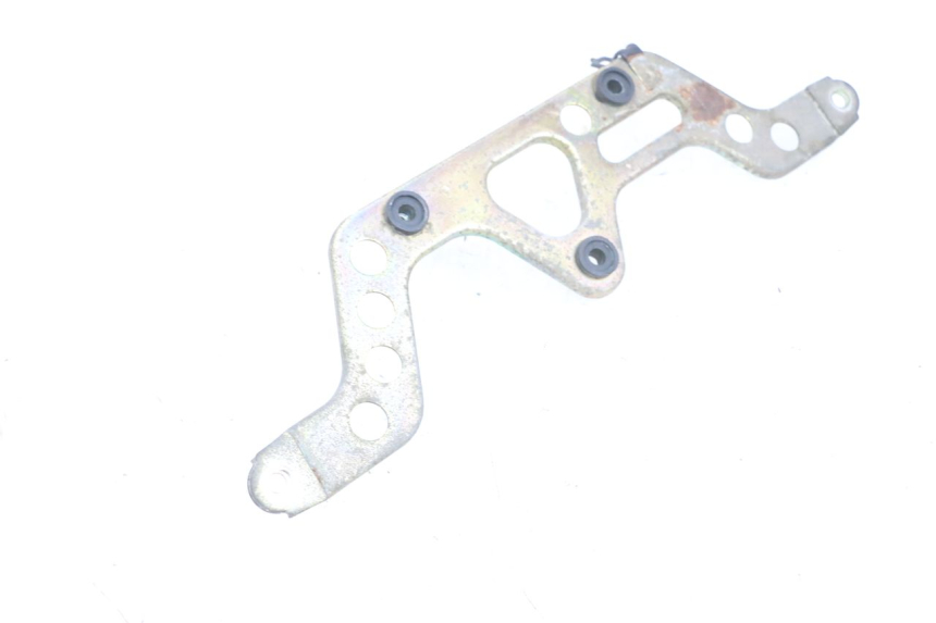 photo de stelaż licznika KAWASAKI GPX R WARBIRD 600 (1988 - 1993) - Inny kąt widzenia