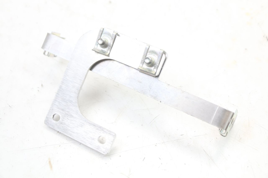 photo de stelaż licznika VENT DERAPAGE 50 (2018 - 2023) - Inny kąt widzenia