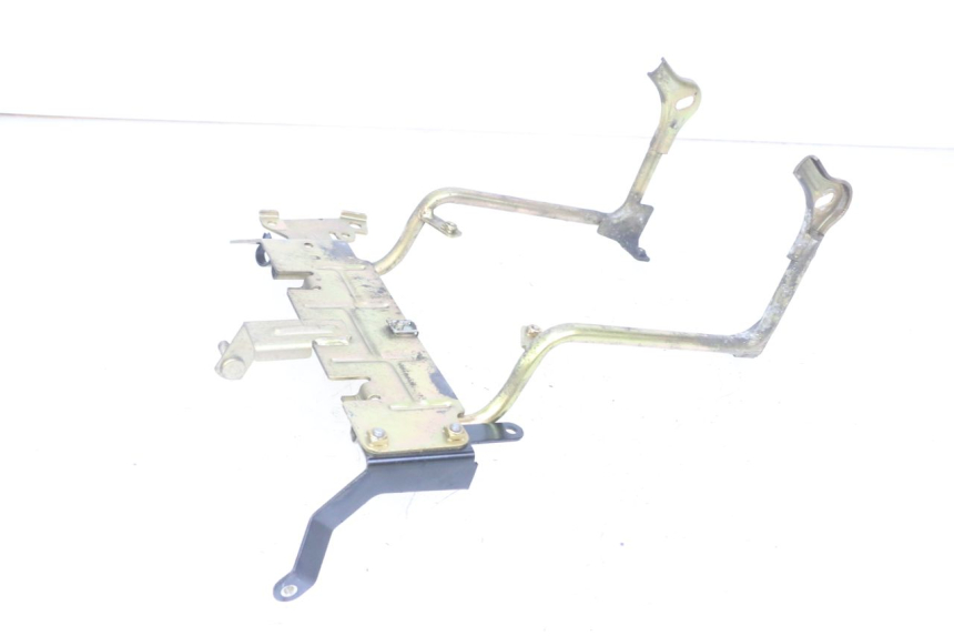 photo de Pająk przedni panel przedni PEUGEOT JET FORCE CARBU 50 (2003 - 2016) - Szczegół części