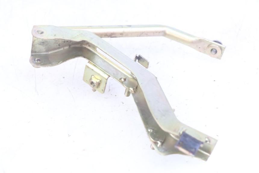 photo de Pająk przedni panelu przedniego SYM JET SPORT XR 50 (2006 - 2015) - Inny kąt widzenia