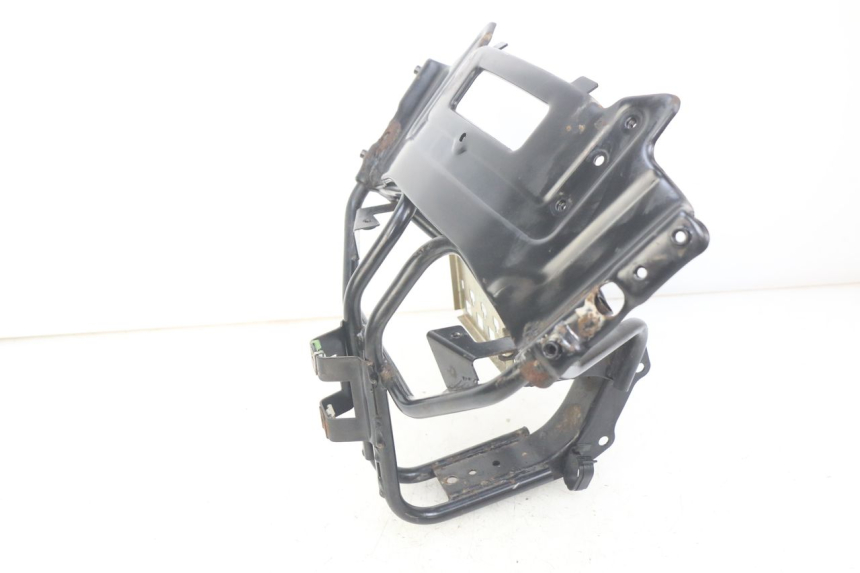 photo de Pająk przedni panel przedni GILERA NEXUS 125 (2007 - 2009) - Inny kąt widzenia