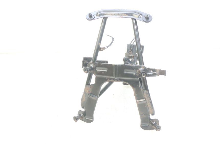 photo de Pająk przedni panel przedni DAELIM S3 125 (2010 - 2017) - Zbliżenie techniczne