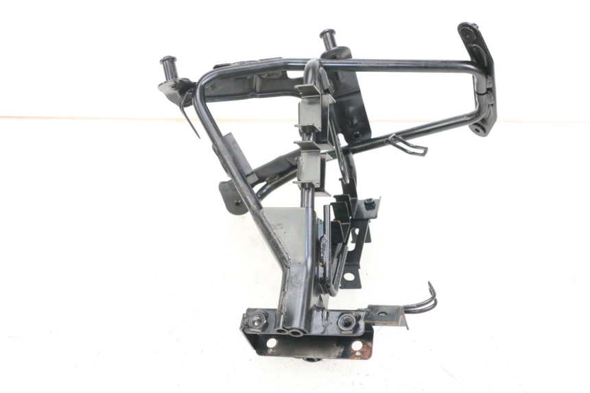 photo de Pająk przedni panel przedni DAELIM S3 125 (2010 - 2017) - Zbliżenie techniczne