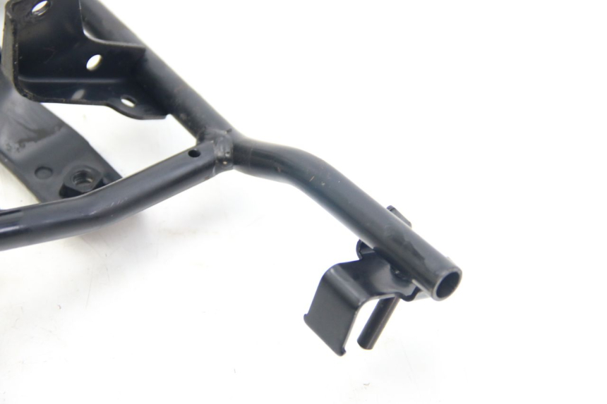 photo de Pająk przedni panelu przedniego SUZUKI SIXTEEN 125 (2008 - 2010) - Zoom stanu zużycia