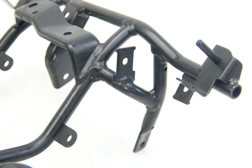 photo de Pająk przedni panelu przedniego SUZUKI SIXTEEN 125 (2008 - 2010) - Część sprawdzona