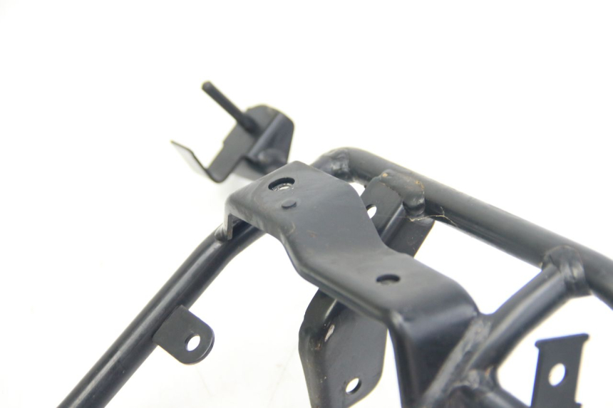 photo de Pająk przedni panelu przedniego SUZUKI SIXTEEN 125 (2008 - 2010) - Oznaczenia i referencje