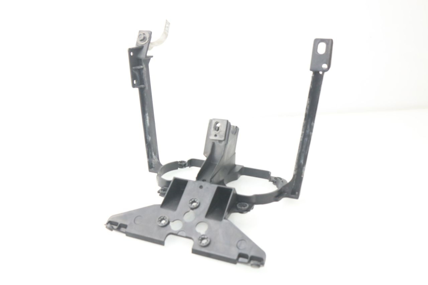 photo de Pająk przedni panel przedni YAMAHA TDM ABS 900 (2002 - 2014) - Zbliżenie techniczne