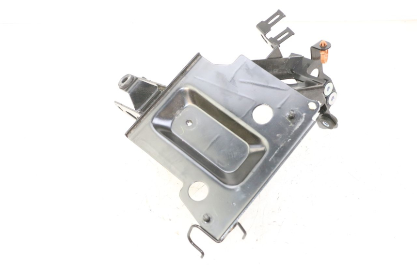 photo de Pająk przedni panel przedni YAMAHA XMAX X-MAX 125 (2021 - 2025) - Szczegół części