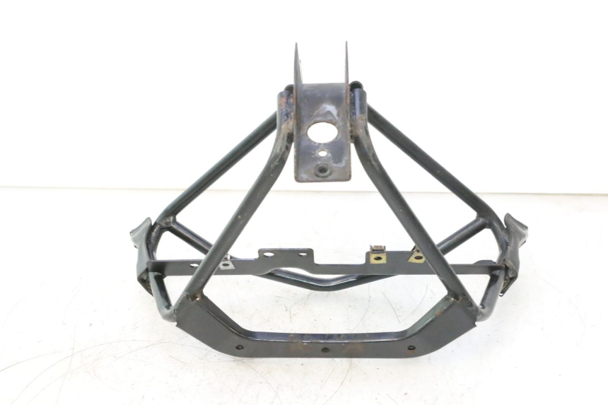 photo de UCHWYT PRZEDNIEJ OWIEWKI PIAGGIO X8 STREET 125 (2006 - 2007) - Zbliżenie techniczne