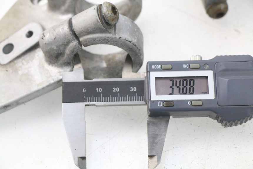 photo de pająk głowicy widelca GILERA DNA 50 (2000 - 2007) - Szczegół części