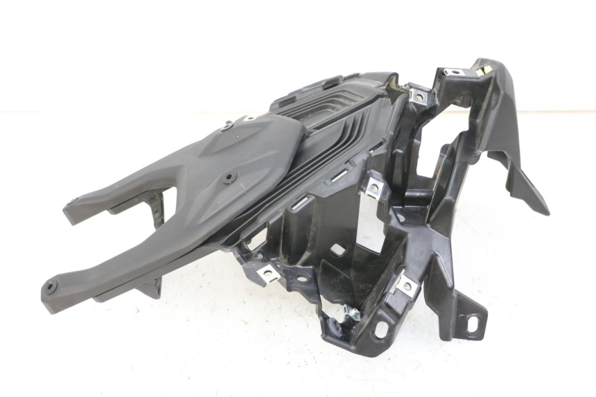 photo de Pająk głowicy widelca YAMAHA TRACER 7 700 (2020 - 2024) - Zbliżenie techniczne