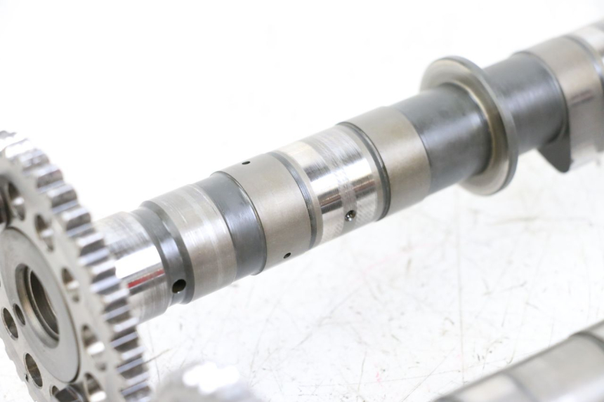 photo de WAŁEK ROZRZĄDU YAMAHA FJR ABS 1300 (2006 - 2012) - Zbliżenie komponentów