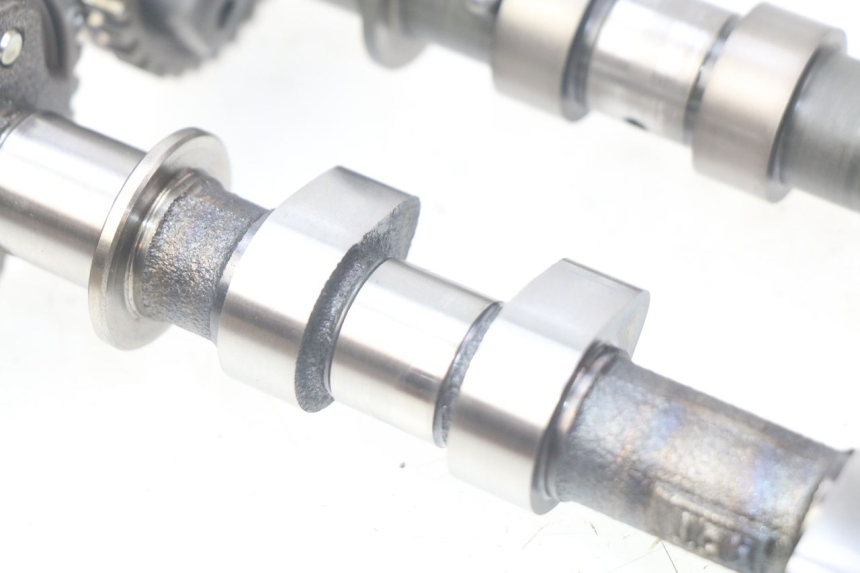 photo de WAŁEK ROZRZĄDU YAMAHA MT-07 MT07 ABS 700 (2014 - 2017) - Stan powierzchni