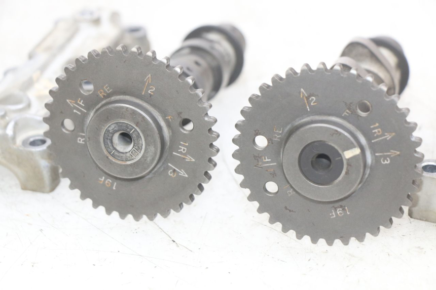 photo de WAŁEK ROZRZĄDU SUZUKI SV N 650 (1999 - 2002) - Zbliżenie komponentów